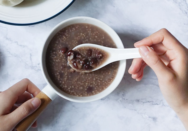 冬季养生防流感，DIY黑米养精甜汤，补肾、改善免疫力