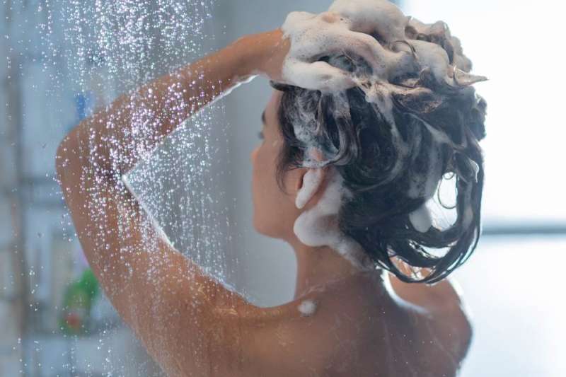 洗冷水澡的六大好处，不仅提升免疫力、还助減肥改善睡眠